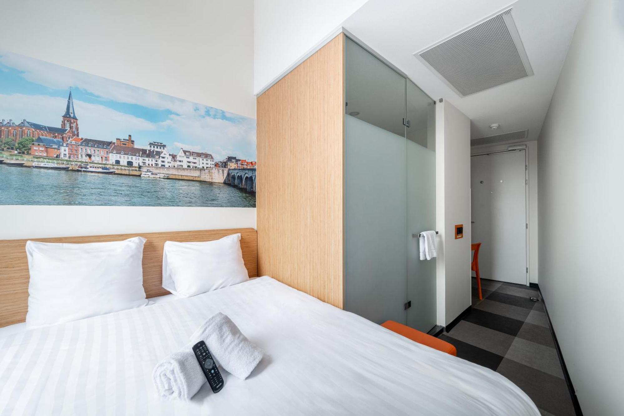 Easyhotel Maastricht City Centre Exterior photo